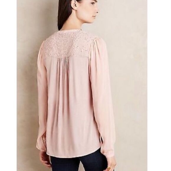 EUC Anthropologie Tiny Pink Embroidered Split Neck Peasant Top Blouse Medium - Picture 2 of 5